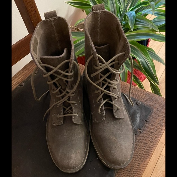 CLARKS Originals DESERT boots grey gummy sole - Picture 2 of 8